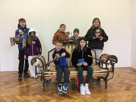 udeleženci v Hiši kulture v Pivki