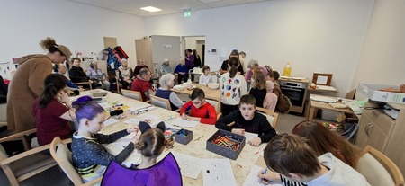 PUSTNA USTVARJALNICA – barve, maske in sladke dobrote