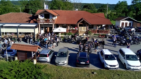 moto zbor Vrabci