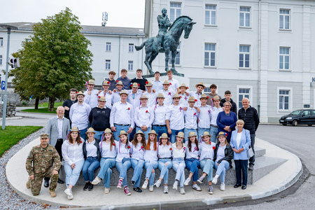 skupinska fotografija