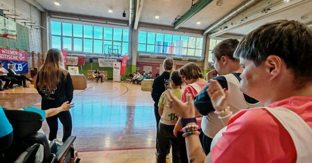 b6251e5a-74a0-41d2-b619-adff71fbadc6