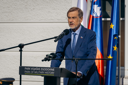 PVZ-Razstava-1956__A676692_BeGR8-Media